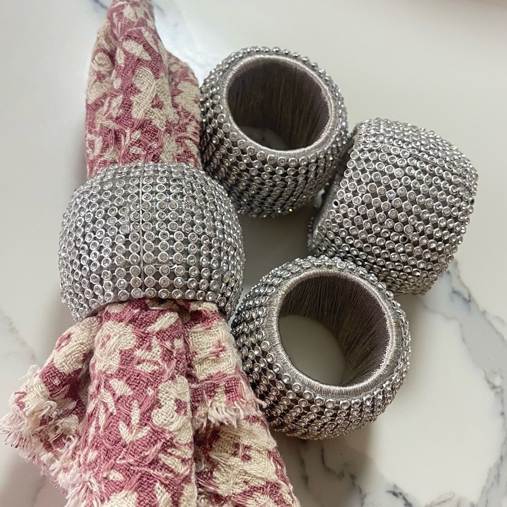 Z Gallerie Silver Textured Napkin Rings